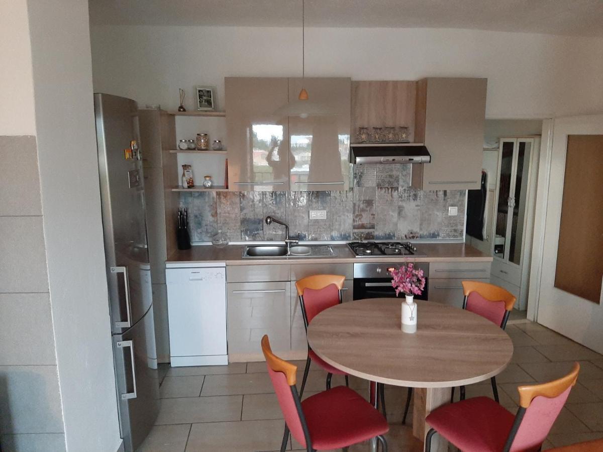 Apartman Franka Цриквеница Экстерьер фото